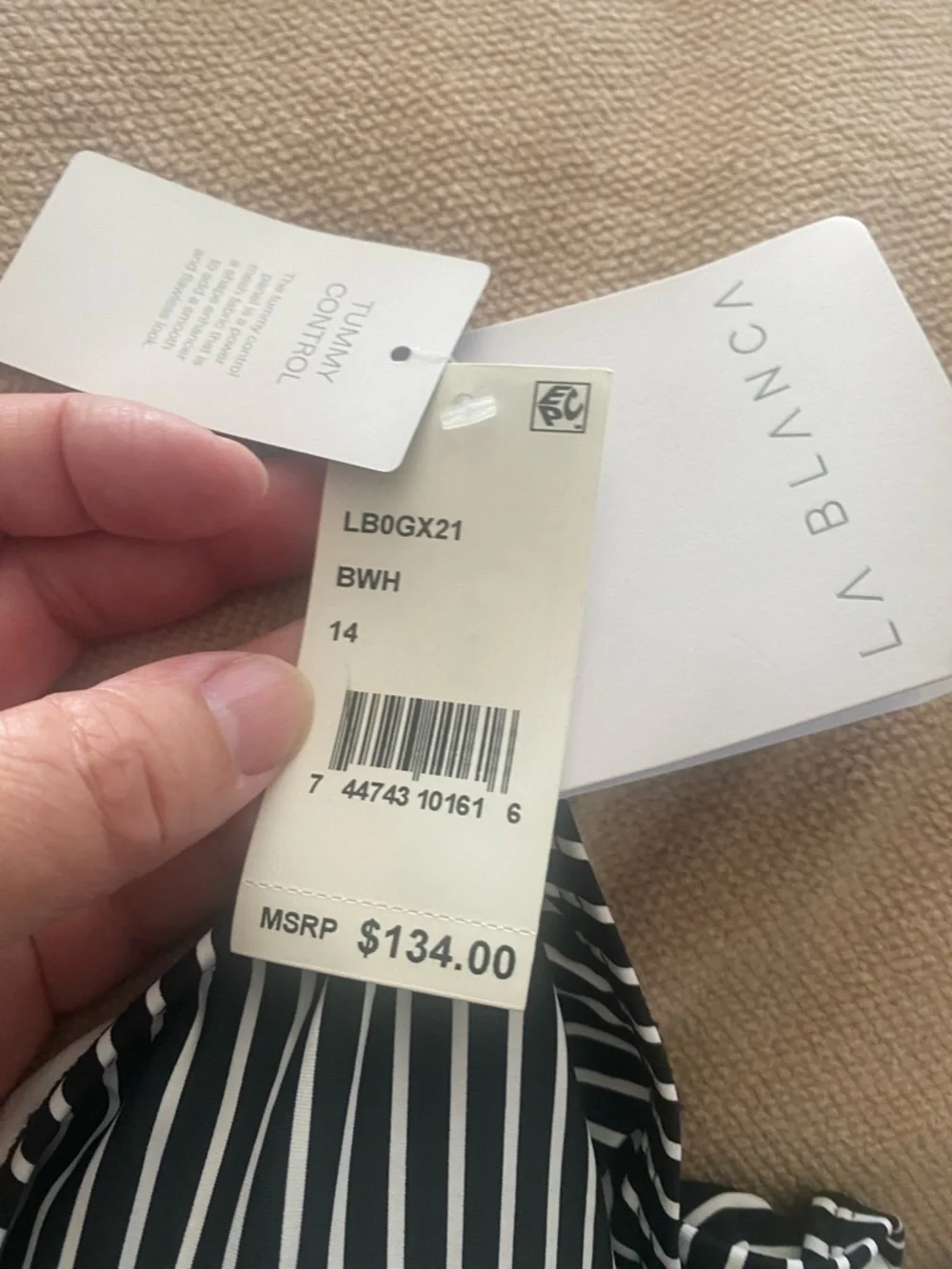 🆕 La Blanca V-Front Keyhole 1 Piece Pin Stripe Plunge V Neck Tie Closure. NWT_5